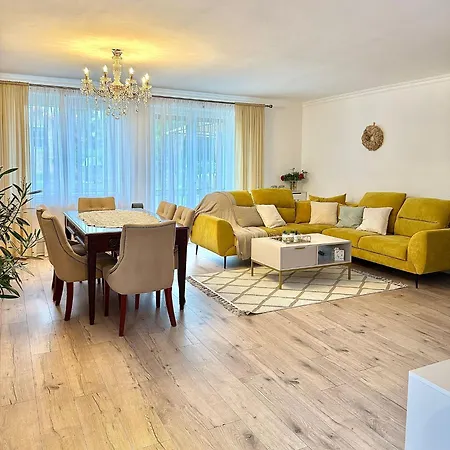 Duzy Apartament Parlinskie Wody Holiday home *