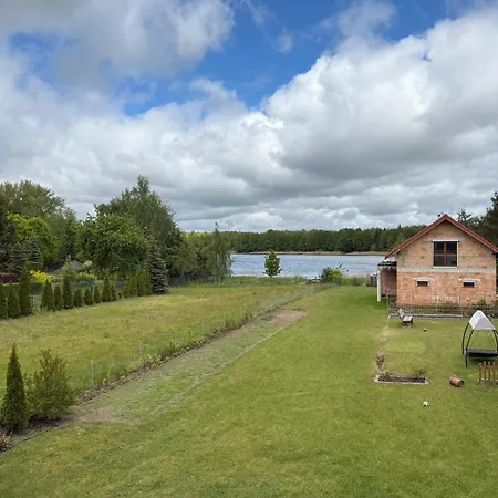 Duzy Apartament Parlinskie Wody * Karlino