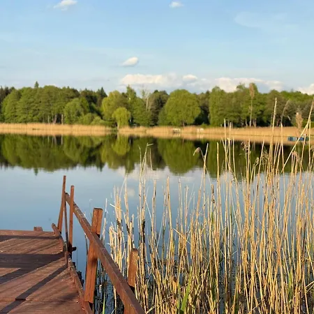 Duzy Apartament Parlinskie Wody * Karlino