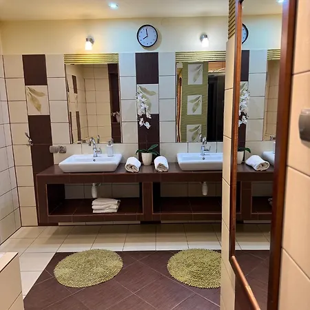 Holiday home Duzy Apartament Parlinskie Wody Karlino